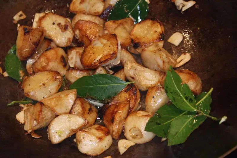 Delicious Roasted Garlic Parmesan Potatoes Recipe