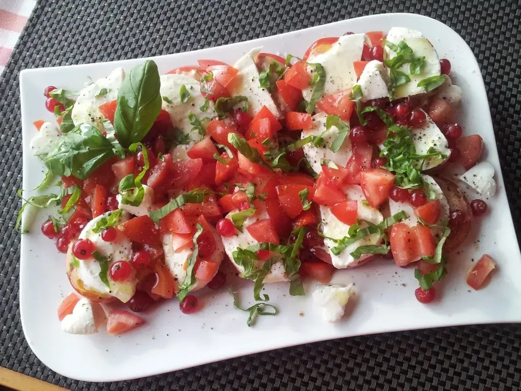 Easy To Make Marinated Tomatoes with Mozzarella Recipe