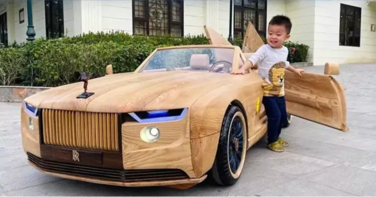 Hero Dad Creates a Wooden Miniature Replica of the $28M Rolls-Royce Boat Tail for His Son