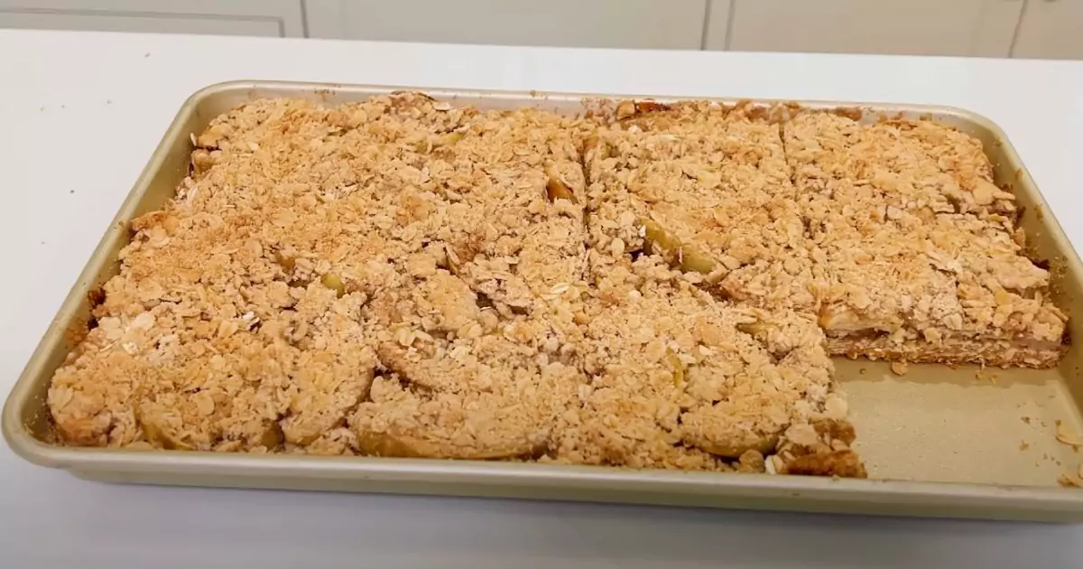 Apple Pie Bars Recipe