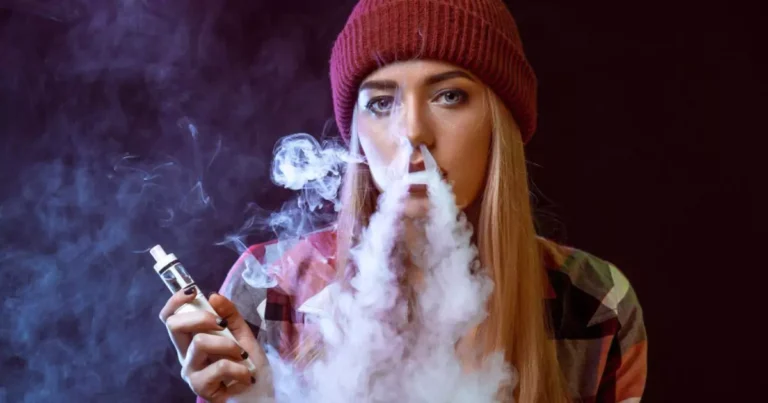 Terrifying Simulation Reveals the Shocking Effects of Vaping on Your Body